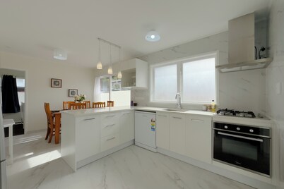 Exquisite Four-Bedroom Home in Forrest Hill