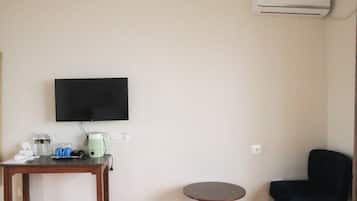1 bedroom, desk, free WiFi