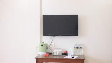 1 bedroom, desk, free WiFi