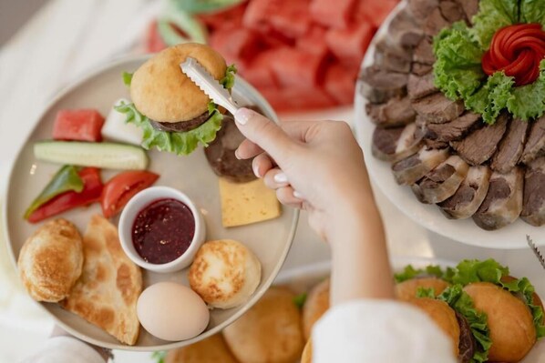 بوفيه إفطار