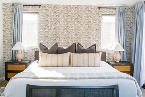 4 Schlafzimmer, Reisekinderbett, kostenloses WLAN, Bettwäsche