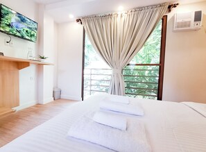 Deluxe Double Room, Balcony | In-room safe, free WiFi - Areca Boracay Bed & Breakfast (Boracay Island)