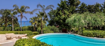 The Sicily Lobster House