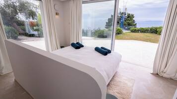 6 camere, ferro/asse da stiro, Wi-Fi gratuito, lenzuola