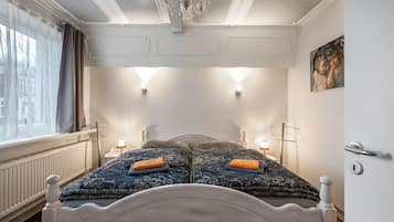 2 bedrooms, free WiFi, bed sheets