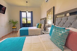 Iron/ironing board, Internet, bed sheets