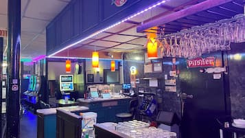 Bar (en el alojamiento)