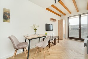 Living room - Two-storey Apartment for 11 by Renters (Wroclaw)