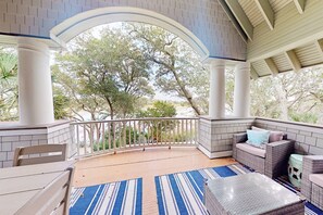 Property grounds - Marshfront Views, Dock, Fishing, Crabbing, BHI & Shoals - Keepers Landing (Bald Head Island)