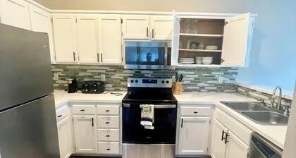 Olathe sleeping Beauty 3bdr And 2 baths