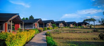 Endeem Mara Resort
