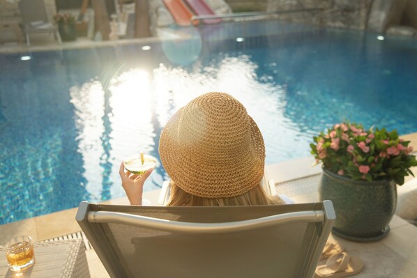 Seasonal outdoor pool - FIVE DIAMONDS HOTEL  (Cesme)