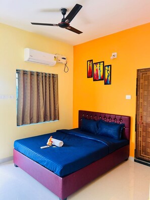 Schallisolierte Zimmer, kostenloses WLAN, Bettwäsche