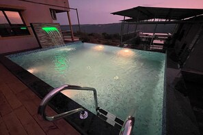Utomhuspool