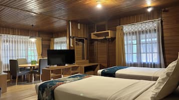 ํจ๋ฐ๋ฆฌ ํธ์๋ฃธ | 1 ๊ฐ์ ์นจ์ค, ์ฑ
์, ๋ฌด๋ฃ WiFi, ์นจ๋ ์ํธ