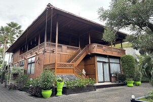 Cottage | Een bureau, gratis wifi, beddengoed