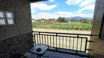 Quarto casal luxo, vista para a montanha | Terraço/pátio