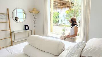 1 Unit Villa 2 BR with Private Pool | 2 sovrum, minibar, skrivbord och gratis wi-fi