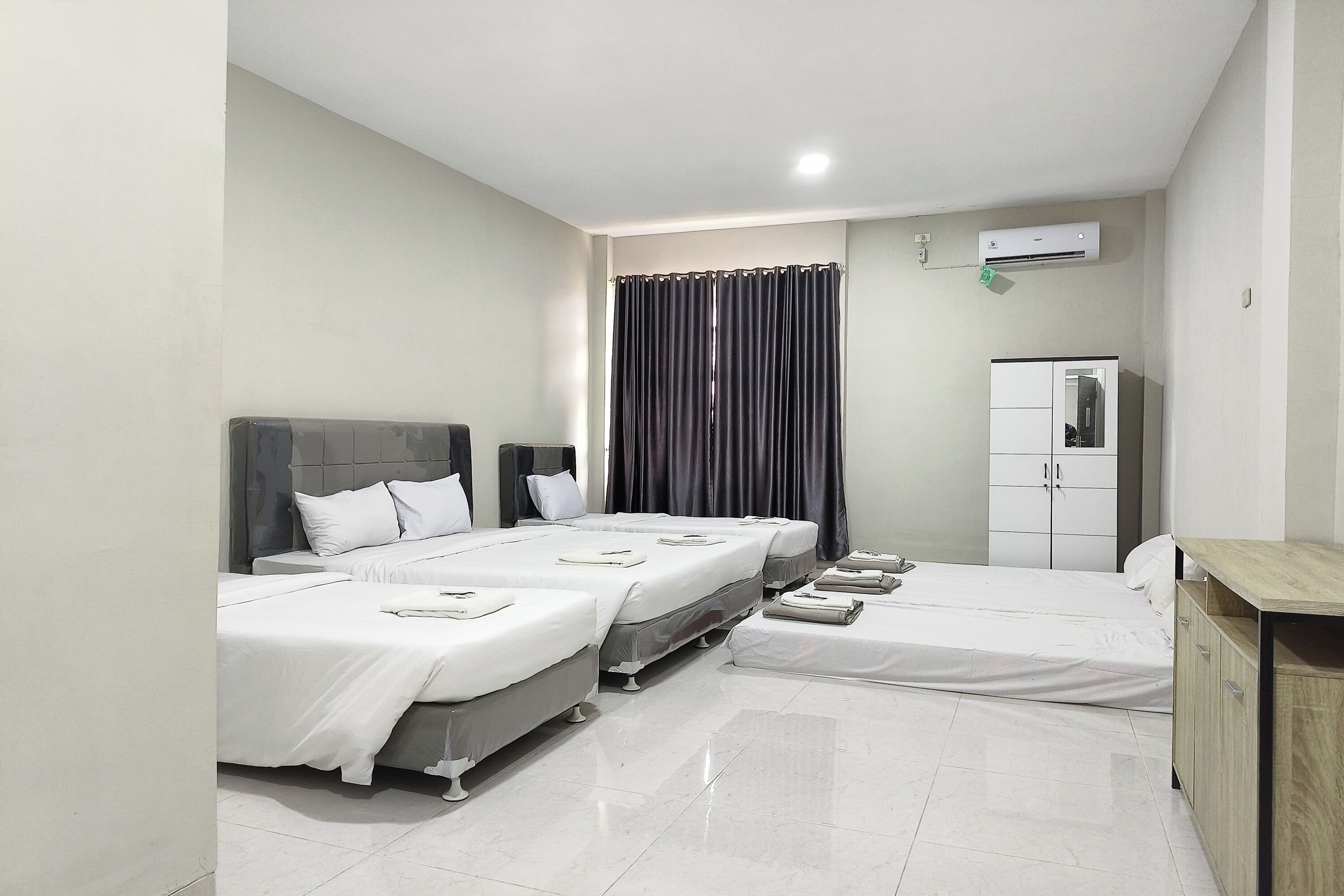 In-room safe, desk, free WiFi, bed sheets