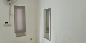 Chambre Simple | 1 chambre, Wi-Fi gratuit, draps fournis