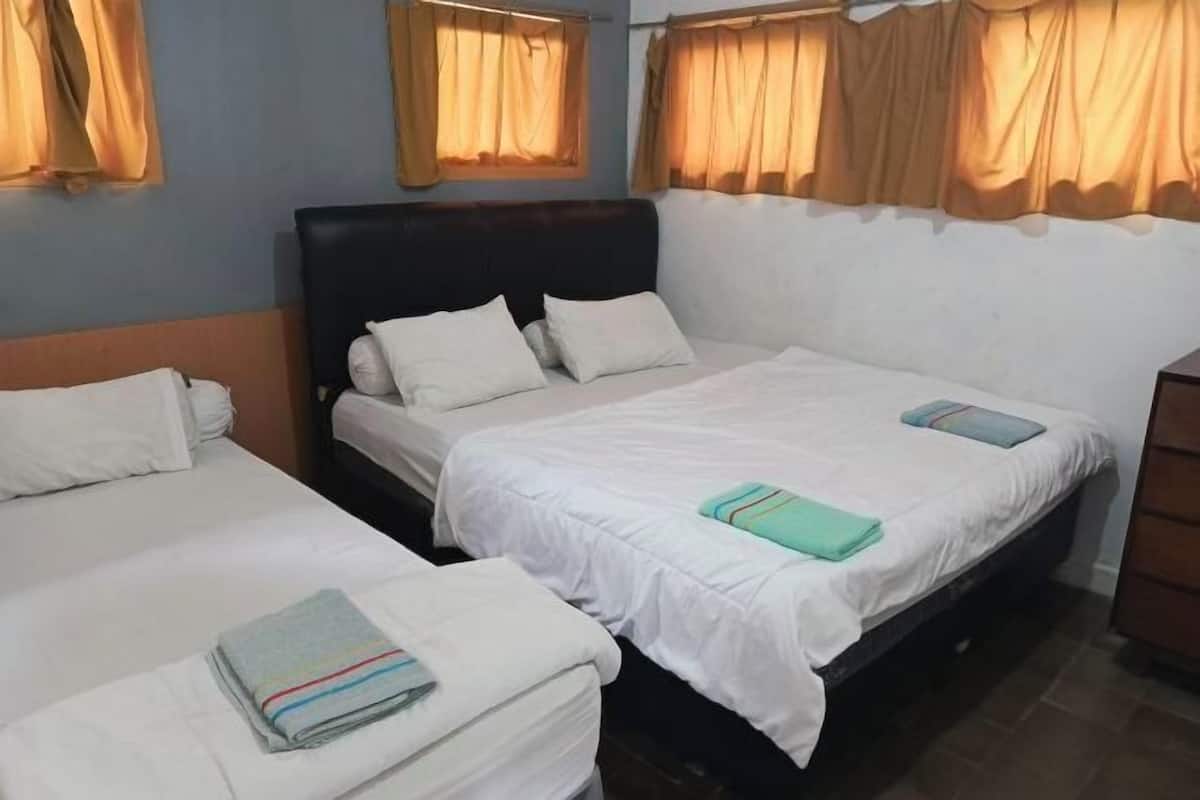 4 habitaciones, escritorio, wifi gratis y ropa de cama