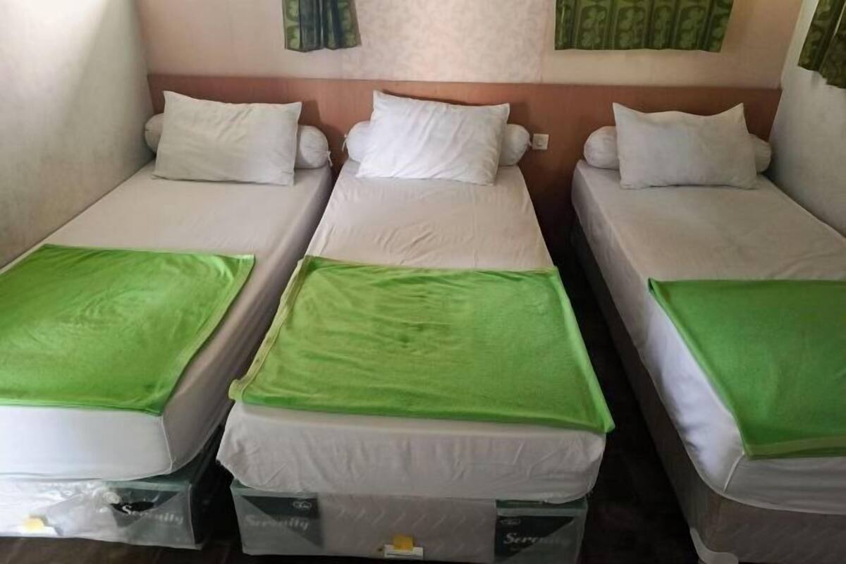4 habitaciones, escritorio, wifi gratis y ropa de cama