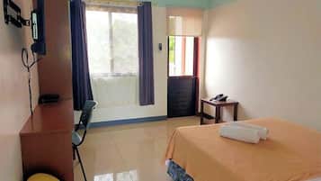 Desk, free WiFi, bed sheets