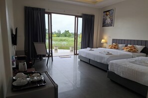 Superior Üç Kişilik Oda | Odadan manzara