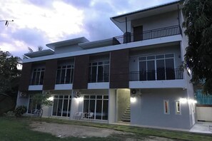 Exterior - Snooze Inn Phuket (Pa Klok)