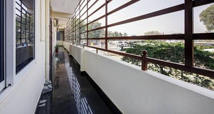 Hotel Royal Garuda Palace