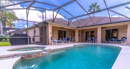 Single-story Tuscan Ridge Home | Private Pool and Spa | Sleeps 9 | Game Room