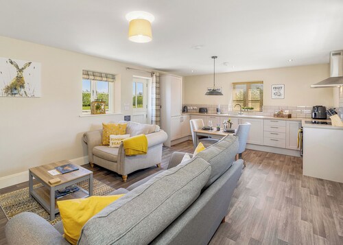 Rosemary – Ground Floor