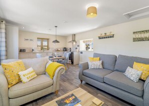 Living area - Rosemary – Ground Floor (Boston)