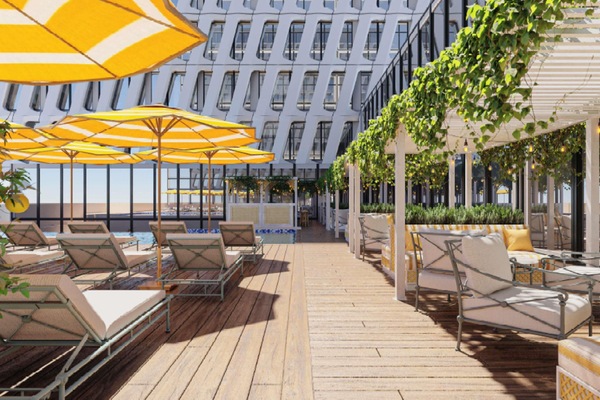 4 bars/lounges, swim-up bar