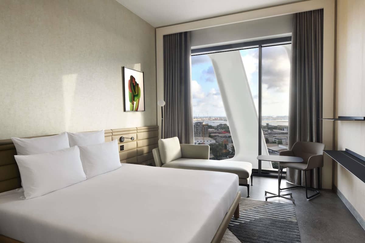 Egyptian cotton sheets, premium bedding, minibar, soundproofing