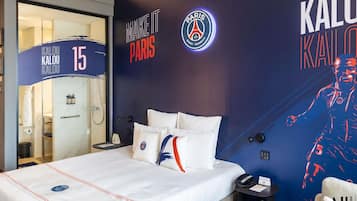 Egyptian cotton sheets, premium bedding, minibar, soundproofing