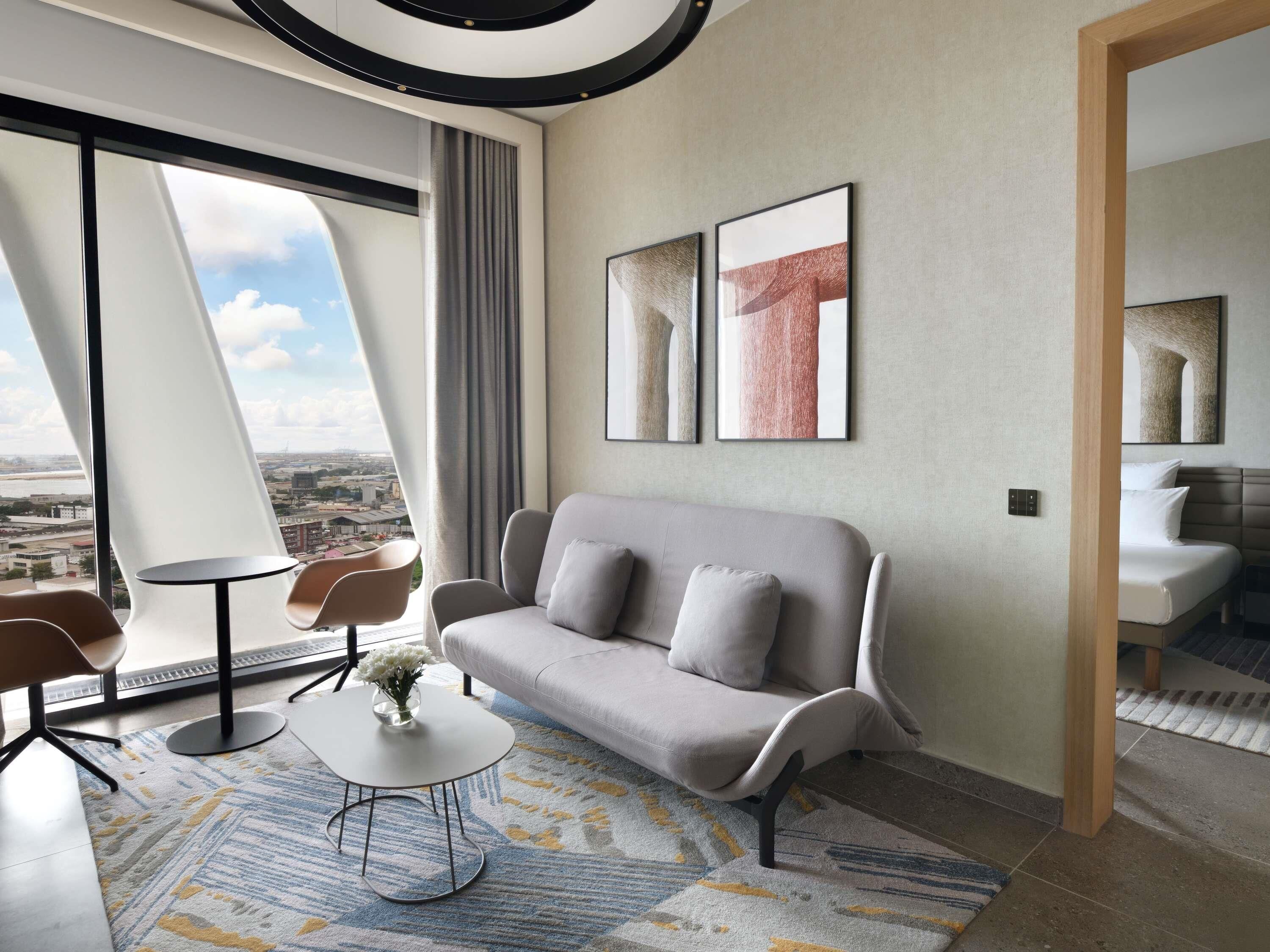 商務套房, 1 張特大雙人床 (Access to the executive lounge) | 埃及棉床單、高級寢具、迷你吧、隔音