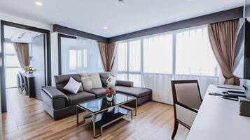 Suite | Soundproofing, free WiFi