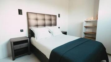 4 slaapkamers, een strijkplank/strijkijzer, wifi, beddengoed