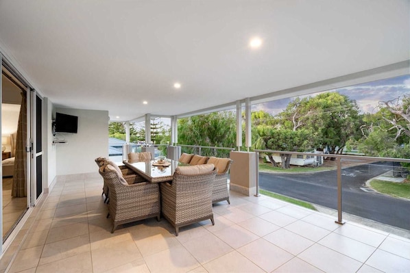 House, Multiple Beds, Non Smoking, Partial Ocean View | Balcony