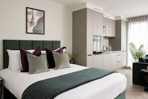 Studio | Living area - Commercial Road Serviced Apartments - London City East (London)