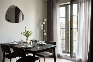 Apartment | In-room dining - Commercial Road Serviced Apartments - London City East (London)