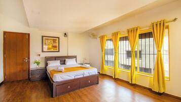 4 quartos, Wi-Fi, roupa de cama