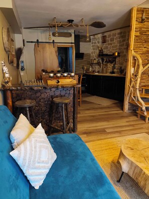 Living area - Gîte Ô Souvenirs de Meunier (Champagnat)