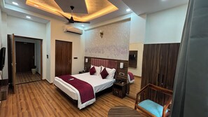 Deluxe Double Room | Premium bedding, memory-foam beds, desk, laptop workspace - Hotel Down Town (Jaipur)