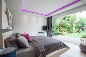 7 Schlafzimmer, Zimmersafe, Bügeleisen/Bügelbrett, WLAN