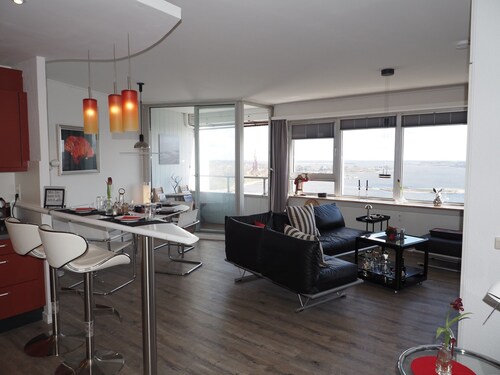 Schleiverliebt im Wikingturm 21.5 - 21. Stock, Aufzug, Tiefgaragen-Stellplatz