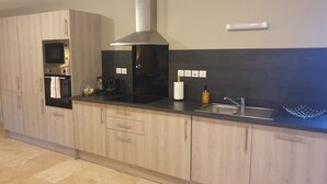 Private kitchen - Un Appart Dans le Perche, Votre Pied à Terre ! (Nogent-le-Rotrou)