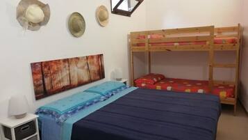 1 camera, ferro/asse da stiro, Wi-Fi, lenzuola