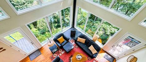 TV connectée, cheminée